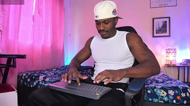 Ethantravis22 online show from 04/29/26, 09:21