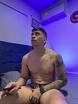 OliverWest04 online show from 04/17/26, 04:54