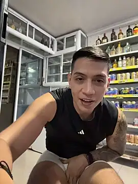 OliverWest04 online show from 04/21/26, 10:34