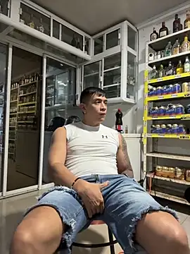 OliverWest04 online show from 04/23/26, 03:30