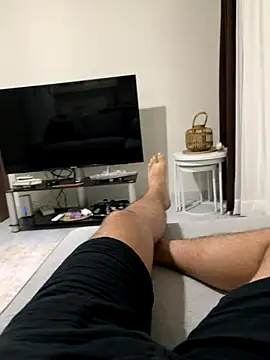 Bigefe online show from 11/28/25, 08:55