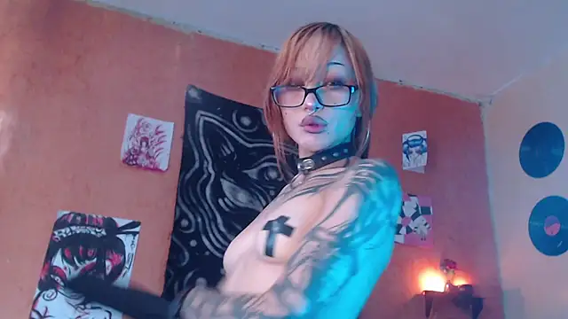 Layla quinn online show from 07/11/26, 01:25