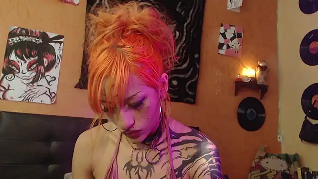 Layla quinn online show from 07/25/26, 02:03