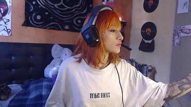 Layla quinn online show from 07/27/26, 05:42