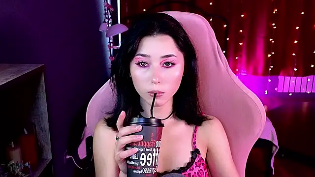 RedMidnight online show from 05/28/26, 03:42