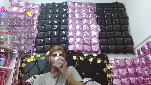 andresdark 07 online show from 12/21/25, 03:35