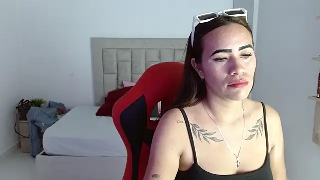 Kim-Fiori online show from 11/28/25, 06:54