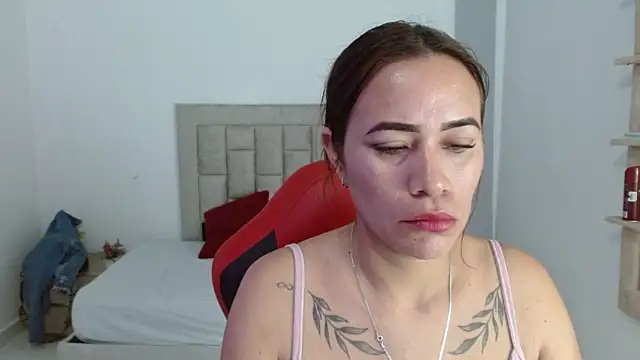 Kim-Fiori online show from 11/30/25, 07:07