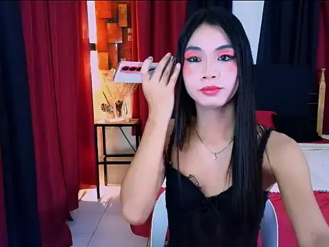 Snapshot of BigCockJaneCarla chatting on 02/25/26, 05:39 BigCockJaneCarla online show from 02/25/26, 05:39