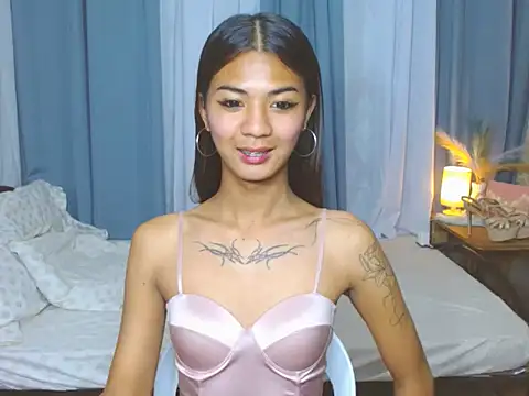 Snapshot of SamaraMillers chatting on 12/14/25, 09:58 SamaraMillers online show from 12/14/25, 09:58