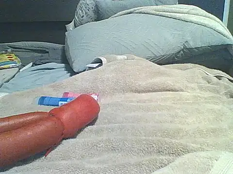 xxxenzo1 online show from 11/01/25, 02:46