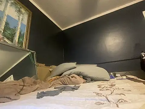 xxxenzo1 online show from 08/06/26, 05:53