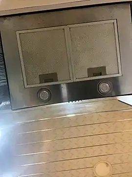 Snapshot of IM_SARA1 chatting on 11/26/25, 04:13 IM SARA1 online show from 11/26/25, 04:13