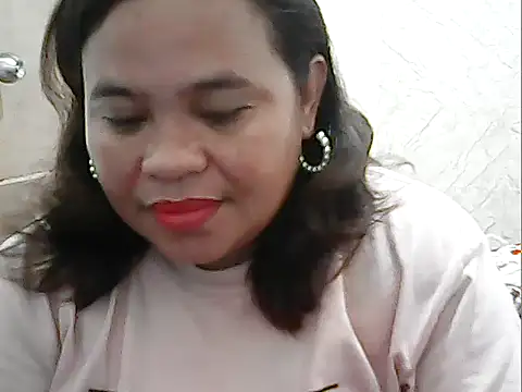 Snapshot of cutechubby chatting on 05/20/26, 11:44 cutechubby online show from 05/20/26, 11:44
