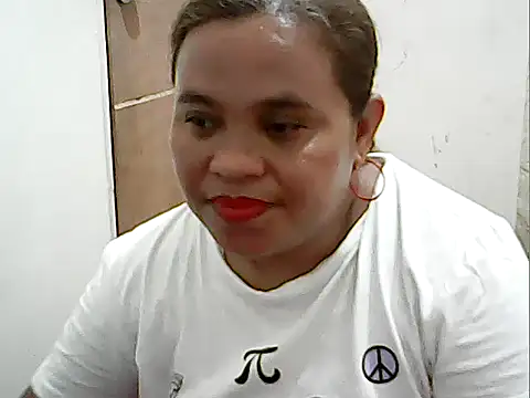 Snapshot of cutechubby chatting on 06/23/26, 01:36 cutechubby online show from 06/23/26, 01:36