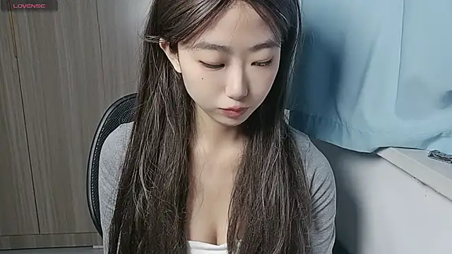 Yyoo-99 online show from 12/02/25, 01:39