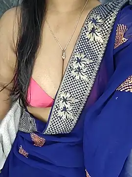 Curvy Pooja online show from 05/26/26, 12:50