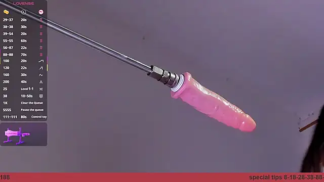 sophie 1  online show from 12/01/25, 07:35