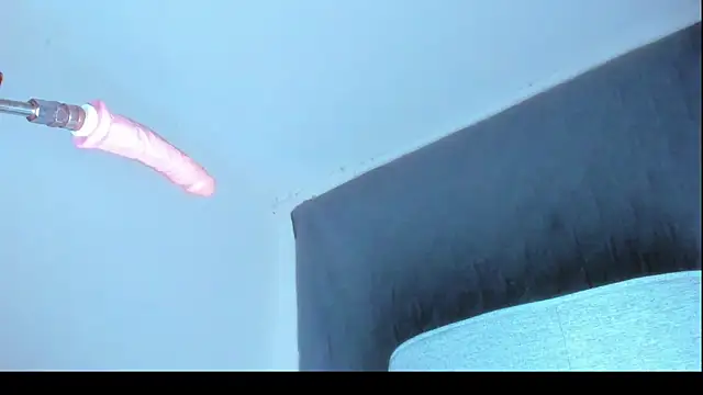 sophie 1  online show from 04/23/26, 03:19