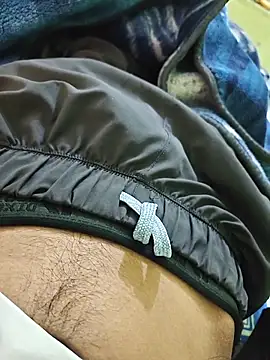 handsome boy07 online show from 12/15/25, 10:08