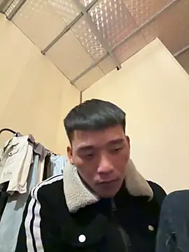 sanu551 online show from 11/28/25, 04:59