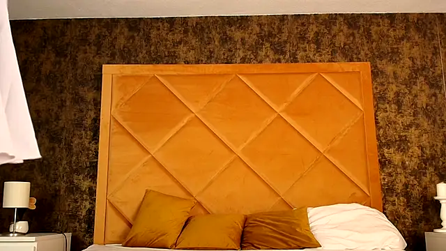 TinyBlair online show from 12/14/25, 04:12