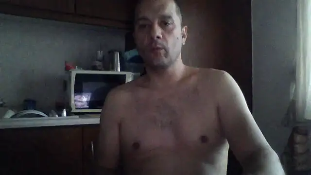 Snapshot of Billakos chatting on 06/19/26, 03:49 Billakos online show from 06/19/26, 03:49