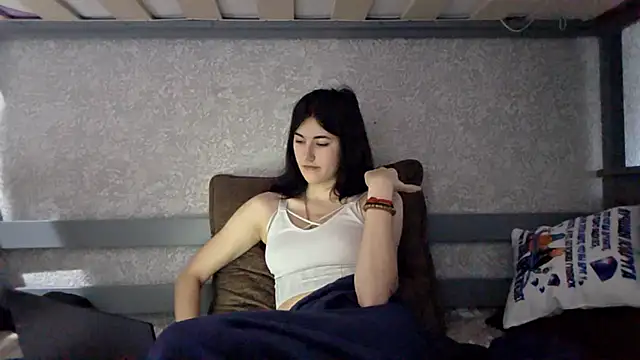 StarYeadon online show from 12/17/25, 05:35