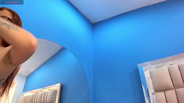 melany love0 online show from 04/22/26, 12:39