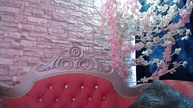 Snapshot of BellaMarquez_ chatting on 12/13/25, 07:53 BellaMarquez online show from 12/13/25, 07:53