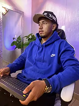 Brand Collins online show from 04/23/26, 12:04