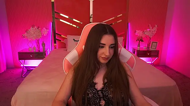 NaomiBaae online show from 11/28/25, 03:04