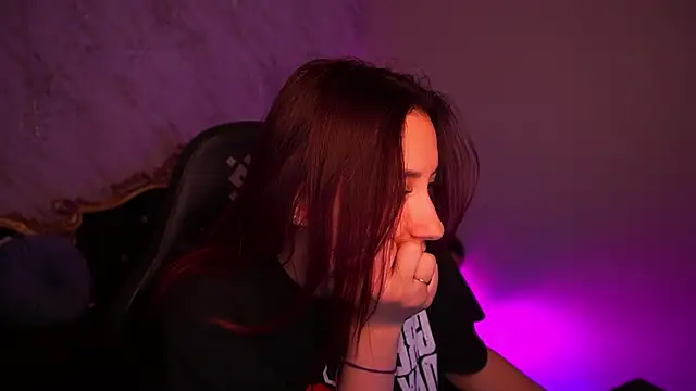 RoxieRay online show from 02/02/26, 03:11