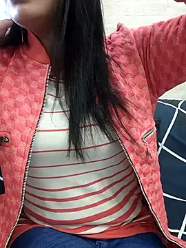 Juliekhan 98 online show from 01/13/26, 05:46