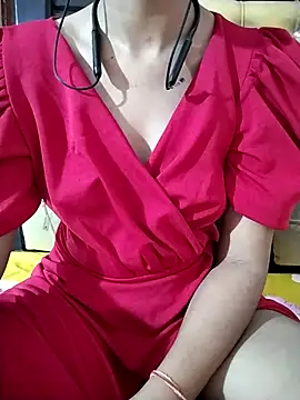 RASHMI SHARMA9 online show from 04/19/26, 05:18