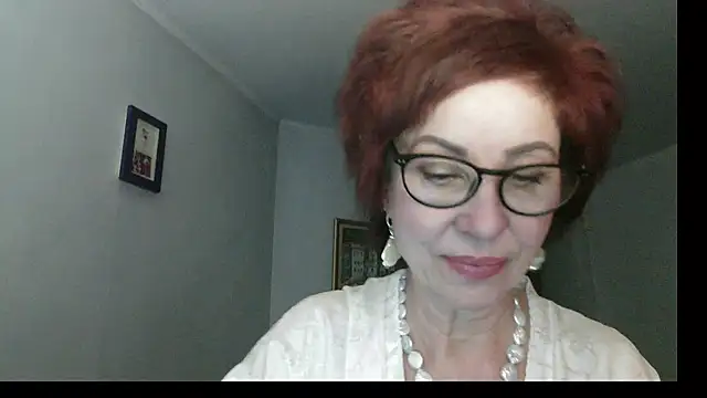 Kelly Flurr online show from 12/19/25, 06:53