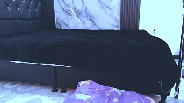 NoaLeon21 online show from 02/28/26, 06:53