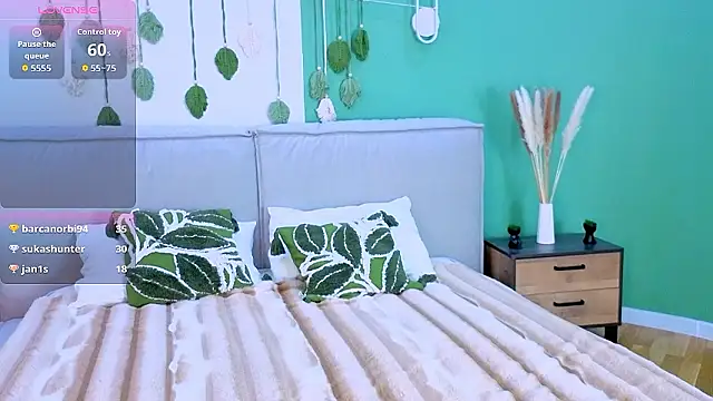 Danielle Eddwards online show from 02/10/26, 02:32