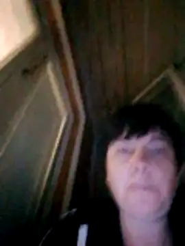 Snapshot of LusiaD chatting on 11/30/25, 03:38 LusiaD online show from 11/30/25, 03:38