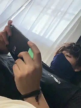 Snapshot of taehyun10 chatting on 12/02/25, 08:26 taehyun10 online show from 12/02/25, 08:26