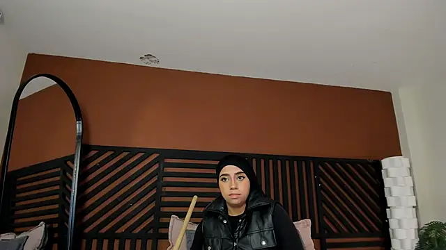 luna cute   online show from 03/08/26, 02:15