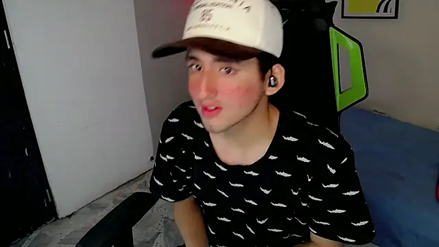 Fernan flow online show from 11/30/25, 03:10