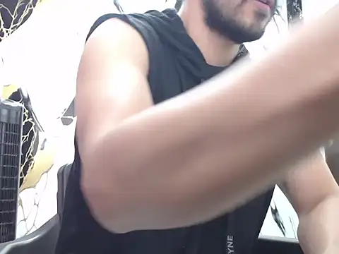 simonm667 online show from 03/15/26, 08:26