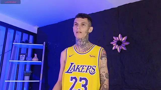 Paulo 527 online show from 01/10/26, 09:41