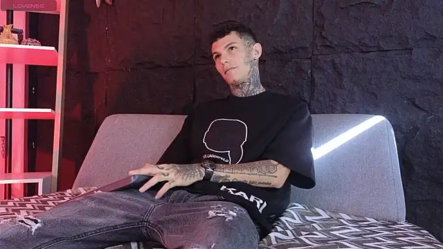 Paulo 527 online show from 02/14/26, 09:00