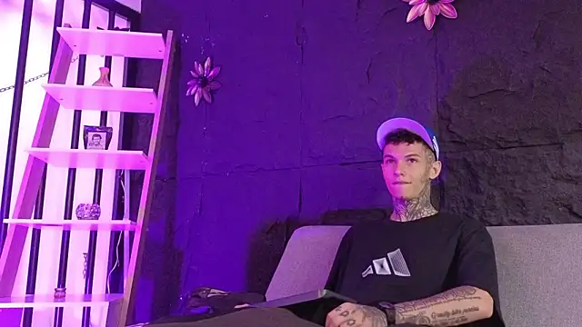 Paulo 527 online show from 02/20/26, 07:25