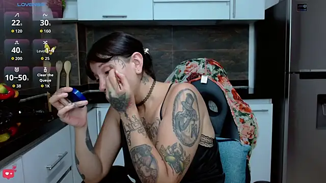 nora temptress online show from 02/17/26, 03:29