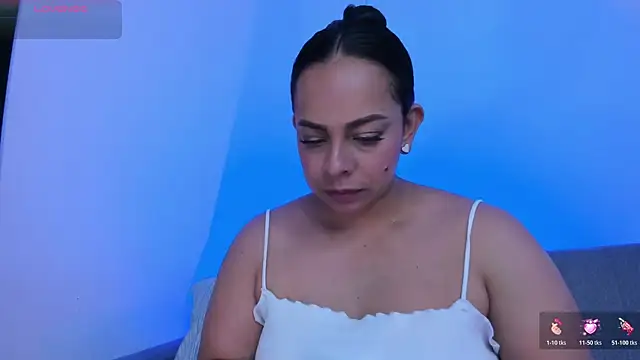 Snapshot of jimena_chic1 chatting on 05/03/26, 08:04 jimena chic1 online show from 05/03/26, 08:04