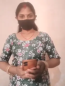 Pooja bhabhi00 online show from 12/01/25, 07:24