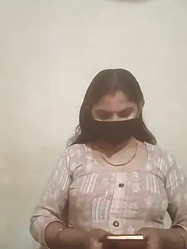 Pooja bhabhi00 online show from 01/06/26, 06:06